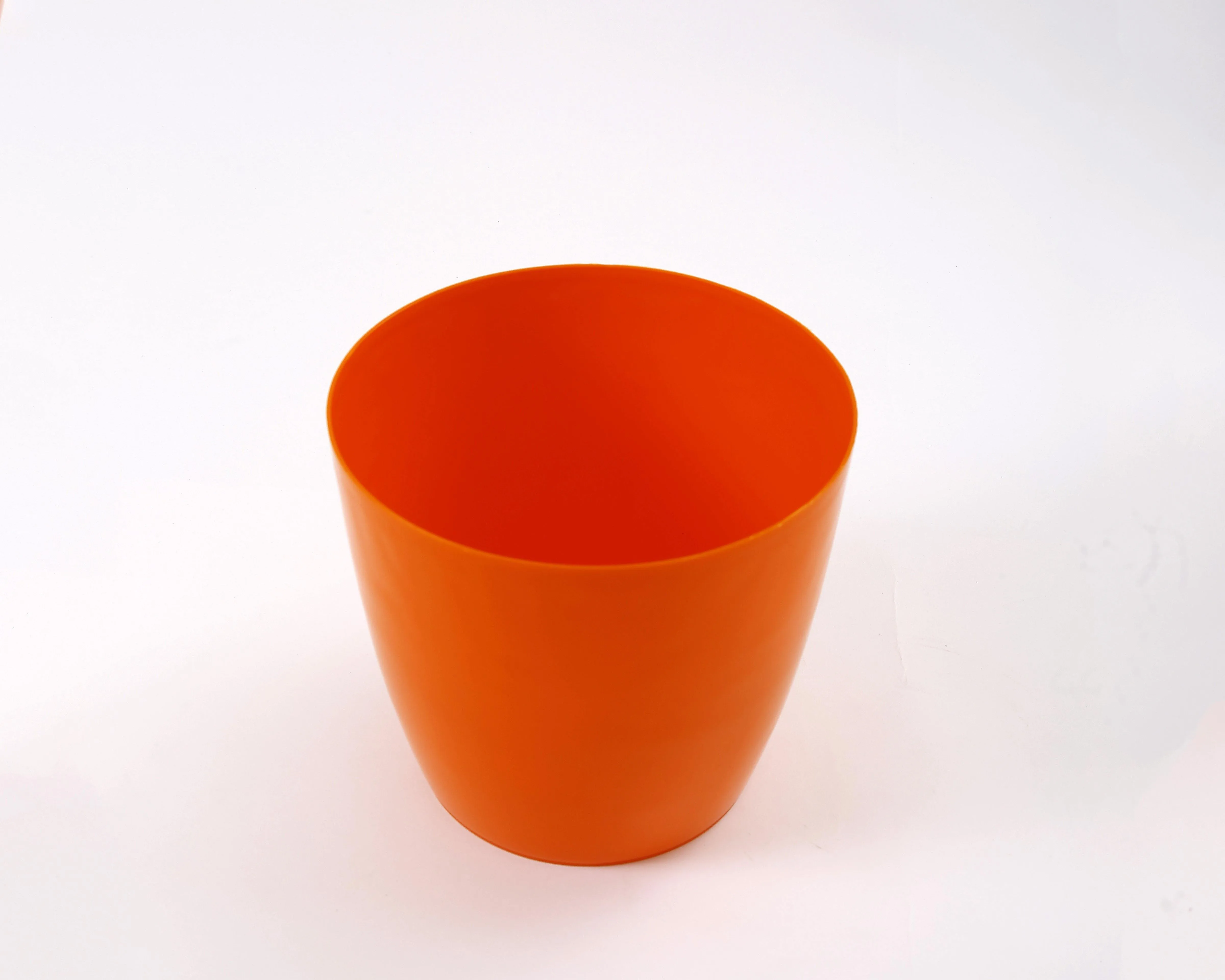 8.5 Inch Orange Singapore Pot (220mm)