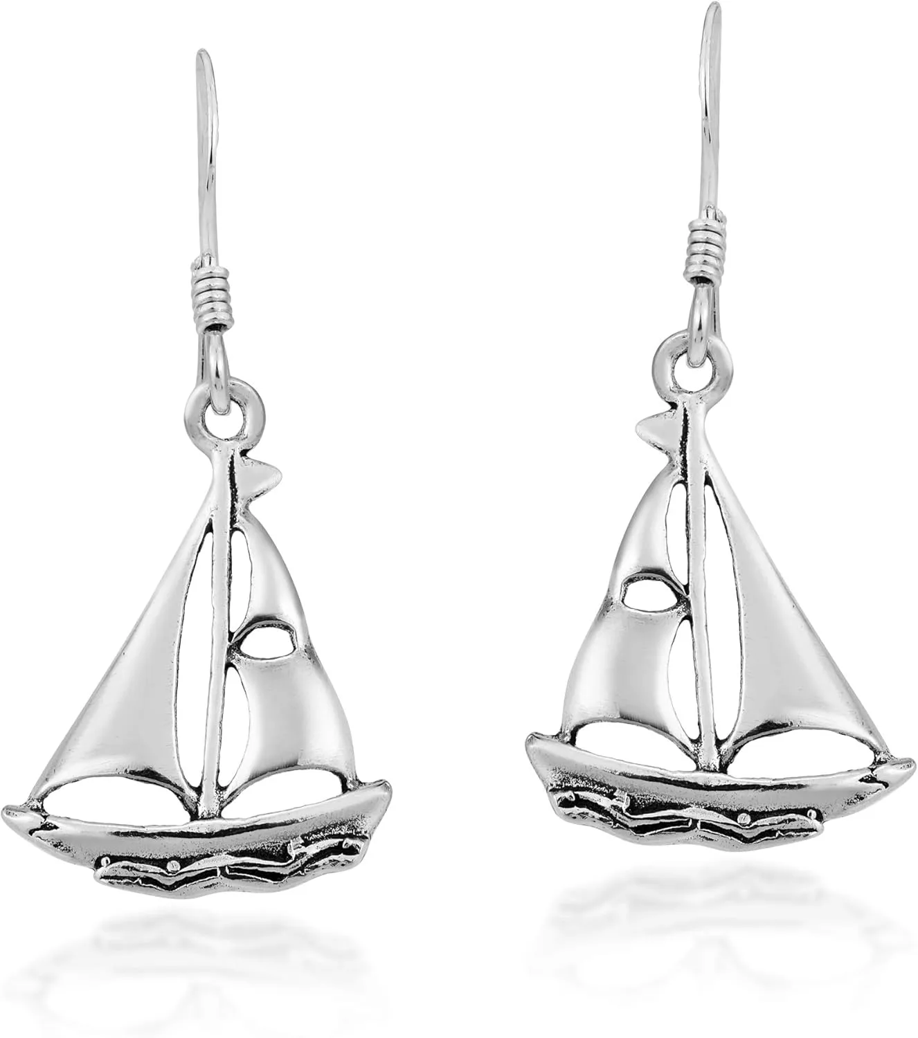 AeraVida Minimalist Nautical Themed Sailboat .925 Sterling Silver Dangle Earrings | Casual Sterling Silver Dangle Earring for Women | Jewelry Gift