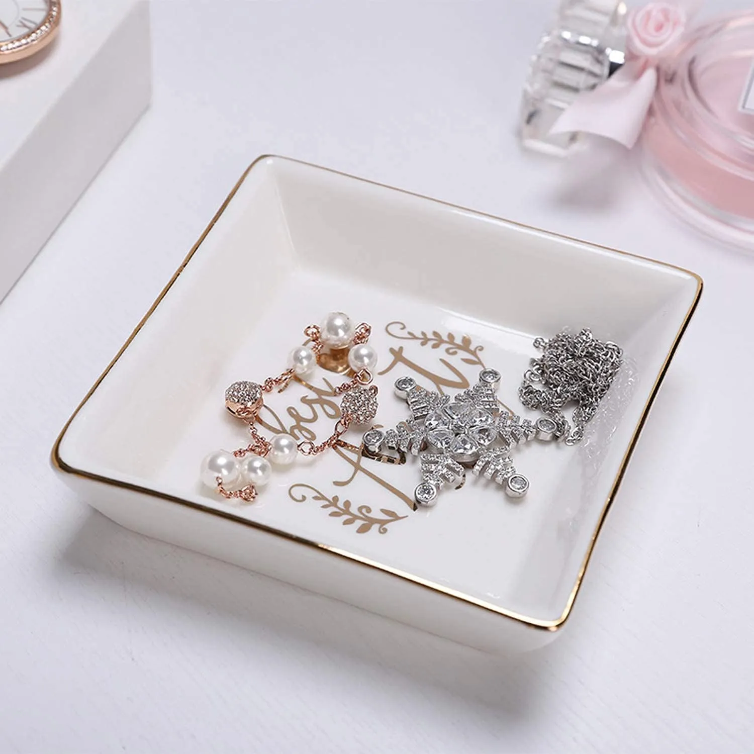 Aunt Gifts Best Aunt Ever Birthday Gift for Women Auntie from Niece and Nephew Mothers Day Christmas Jewelry Dish Ceramic Trinket Trays Ring Holder Bathroom Decor