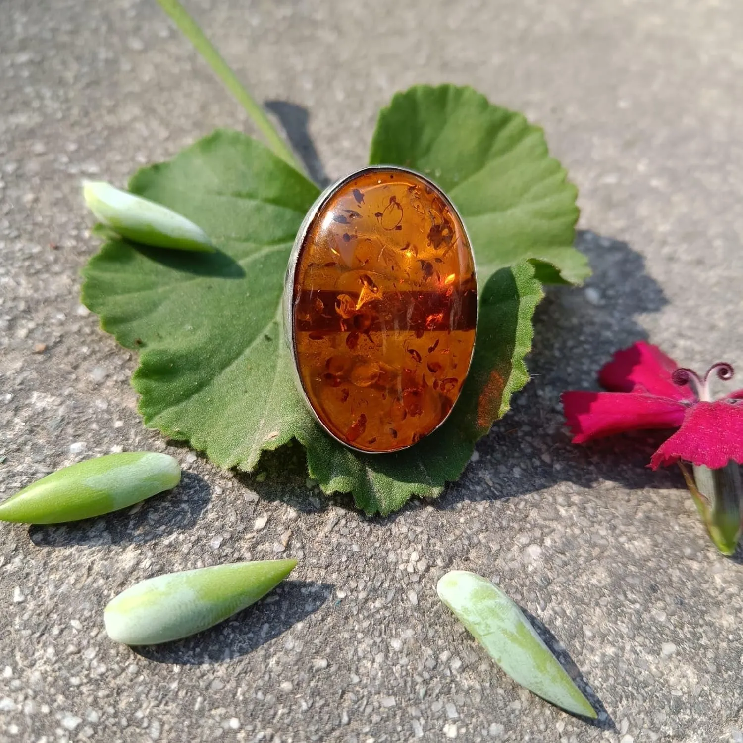 Baltic Amber Gemstone Ring,925 Sterling Silver,Oval Shape Stone,Orange Gemstone Ring,Vintage Style Amber Ring,Big Honey Amber Ring,Anniversary Gift,Beautiful Amber Jewelry,Unique Jewelry Gift (6.5)