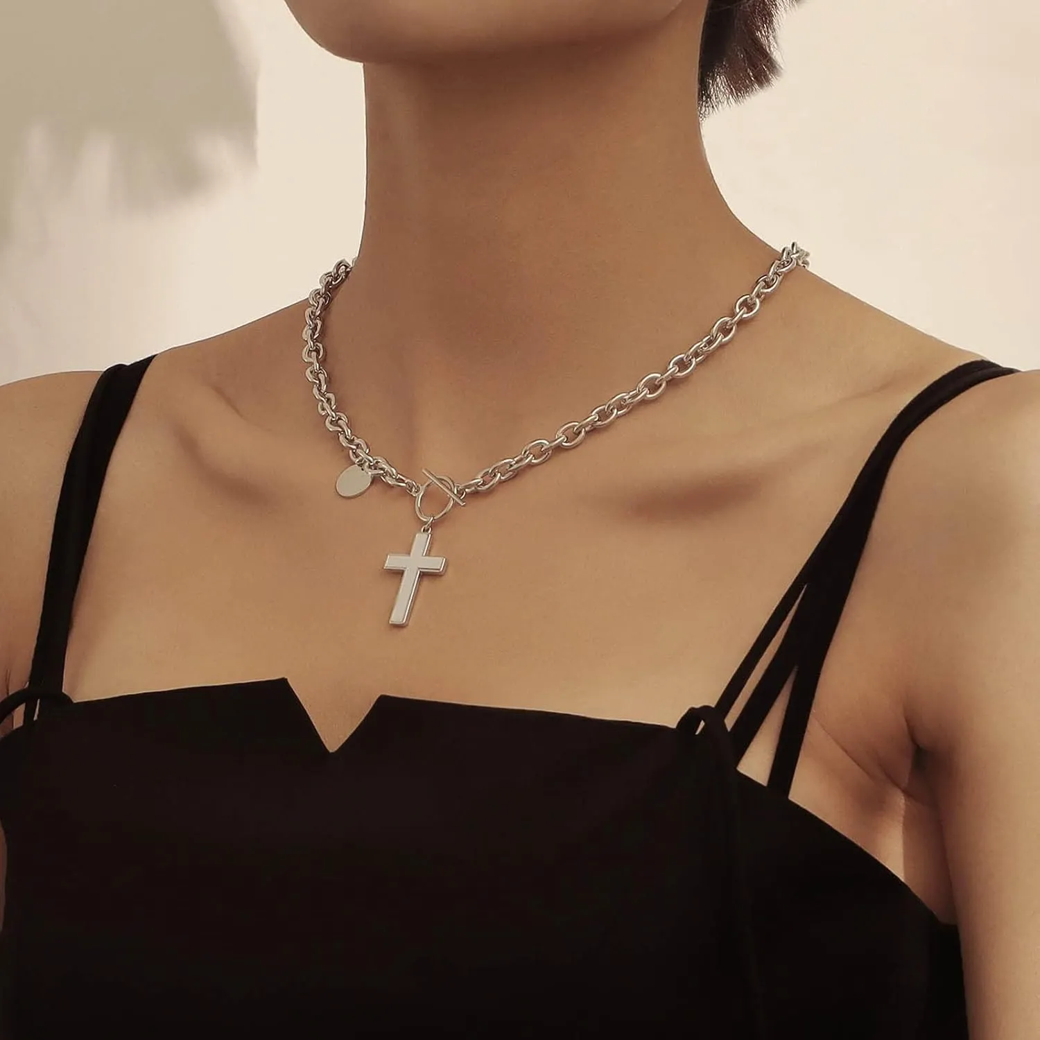 Boho Mother Of Pearl Cross Choker Necklace Faith Cross Pendant Necklace White Cross Necklace Toggle T Bar Chain Necklace Gold Disc Coin Drop Necklace Jewelry for Women