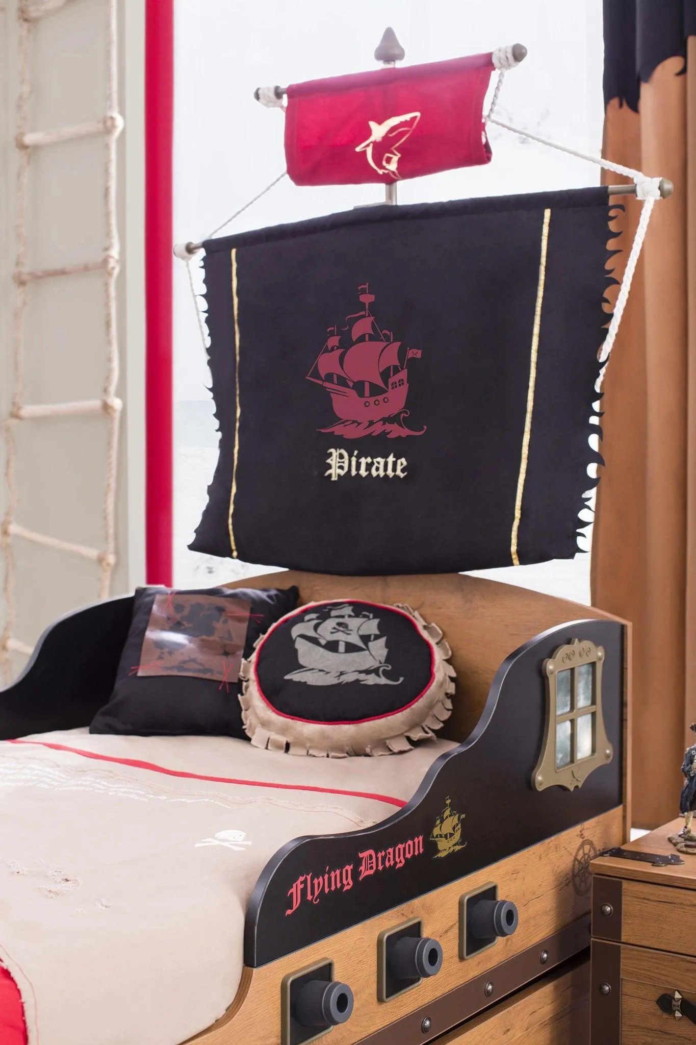 Cilek Pirate Ship Bed (S-90X190 Cm) (can add pull out 180x90cm)