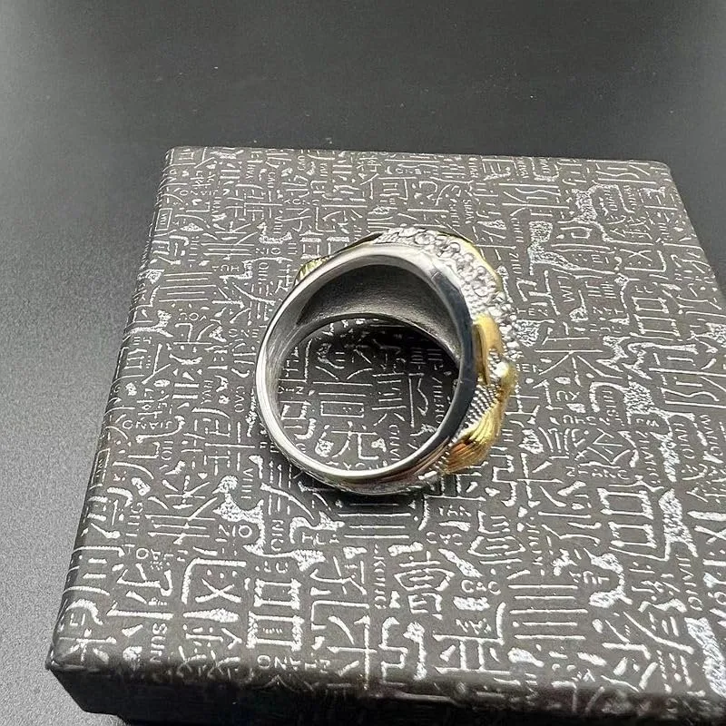 Fanshu Stainless Steel Eagle Head Gold Rings for Men Women Couple Friends Gift Hip Hop Fashion Jewelry Accessories