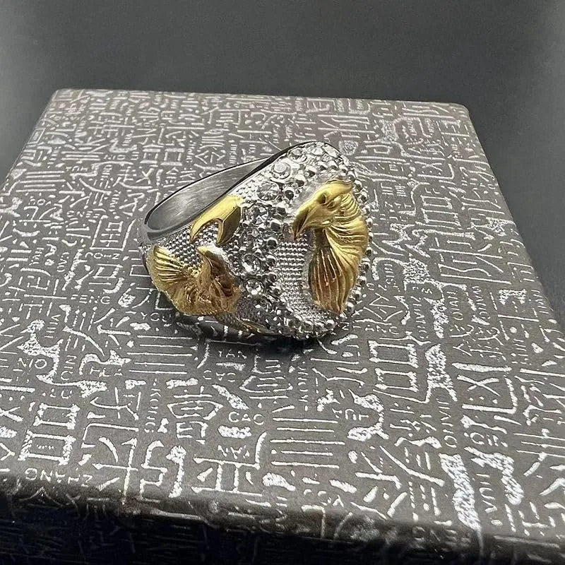 Fanshu Stainless Steel Eagle Head Gold Rings for Men Women Couple Friends Gift Hip Hop Fashion Jewelry Accessories