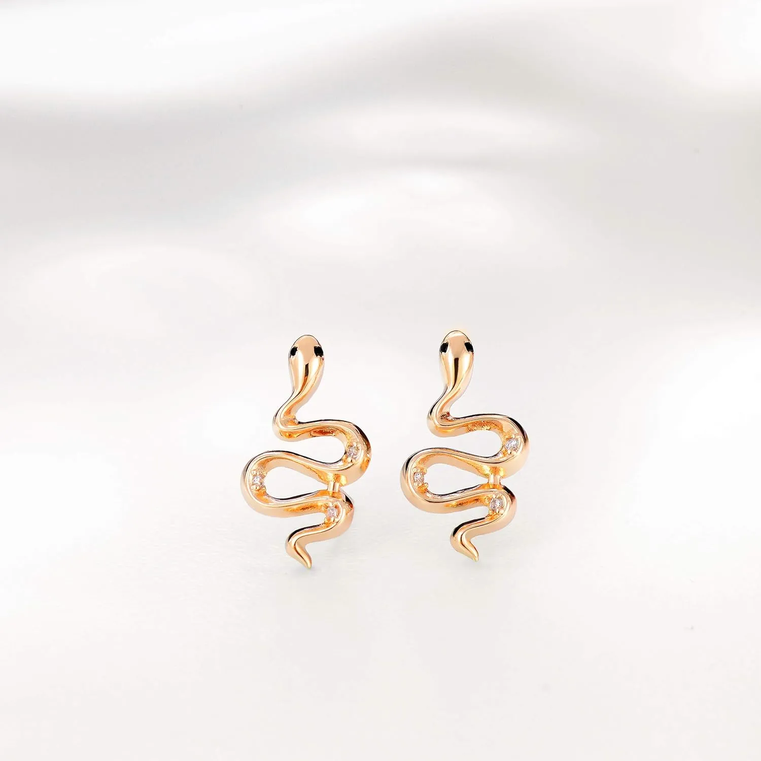 FETTERO Gold Earrings for Women Snake Earrings 14K Gold Plated Boho Dainty Earrings Simple Delicate Handmade Stud Earrings Snake Shape Open C Hoops Hypoallergenic Earrings Gold Jewelry Gift