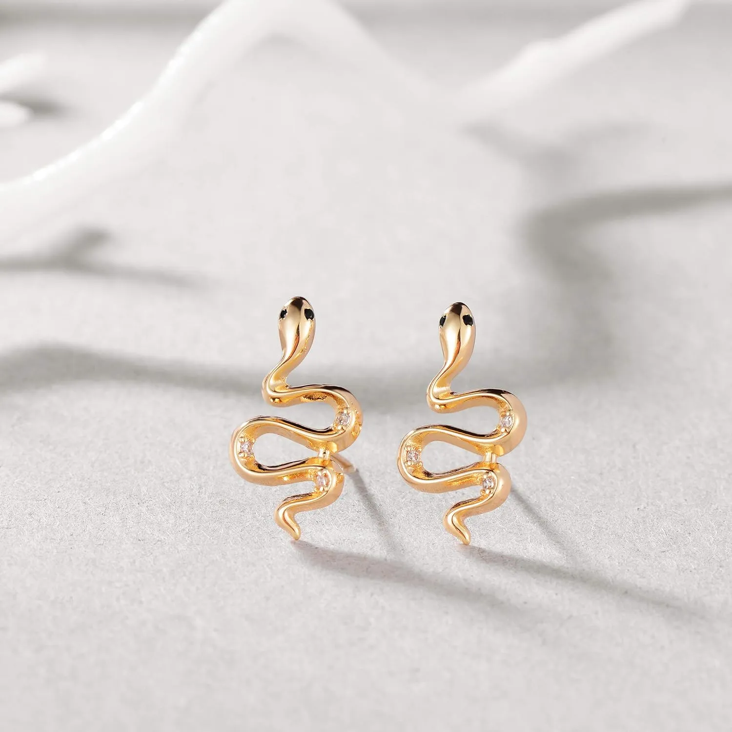 FETTERO Gold Earrings for Women Snake Earrings 14K Gold Plated Boho Dainty Earrings Simple Delicate Handmade Stud Earrings Snake Shape Open C Hoops Hypoallergenic Earrings Gold Jewelry Gift