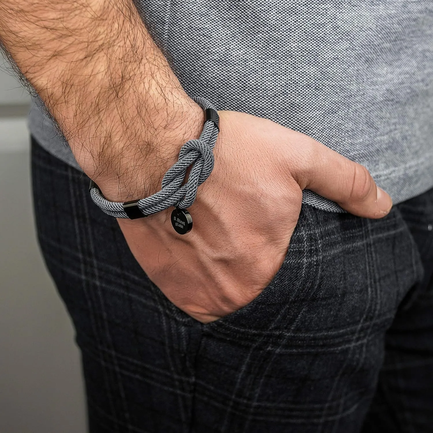 globi Paracord Braided Rope Bracelet for Men Women | Lightweight Nautical Unisex Cuff Bracelet with Stainless Steel Magnetic Clasp