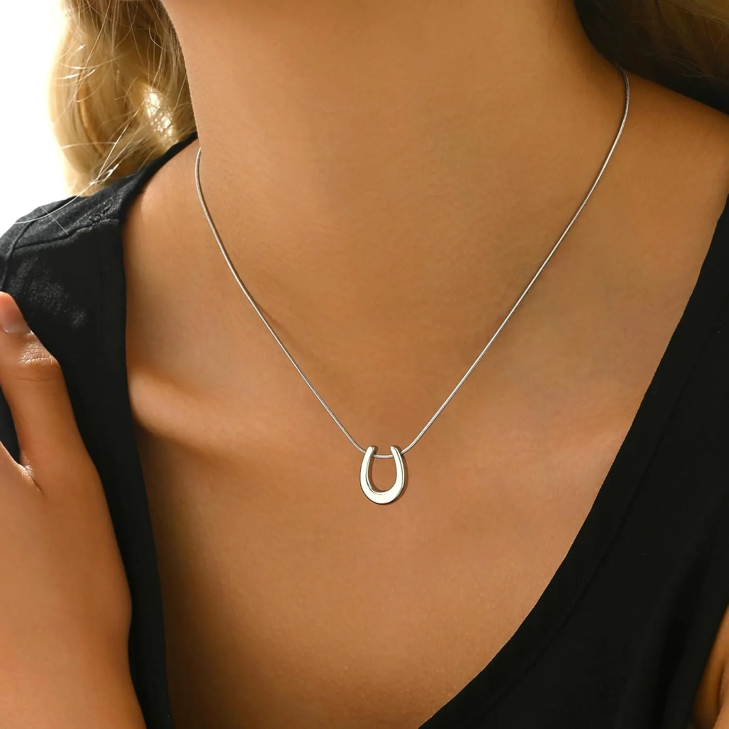 Gold Necklace for Women18K Gold Plated Sun Necklace Dainty Moon Horseshoe Pendant Necklace Trendy Bow Necklace Minimalist Jewelry