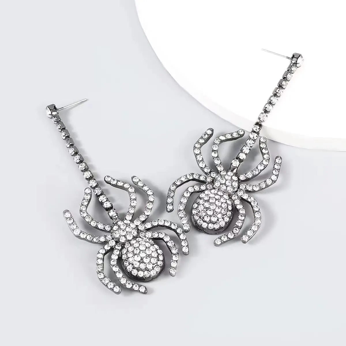 Halloween Spider Dangle Earrings for Women Girls Halloween Jewelry Spider Web Earrings