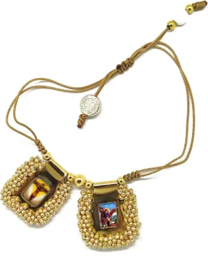 Hermosa pulsera escapulario en cuero bordado, con las estampas del sagrado corazon, Virgen del Carmen, Virgen de Guadalupe y San Miguel Arcngel. incluye oracion. 2,5cmsx3cms (Gold)