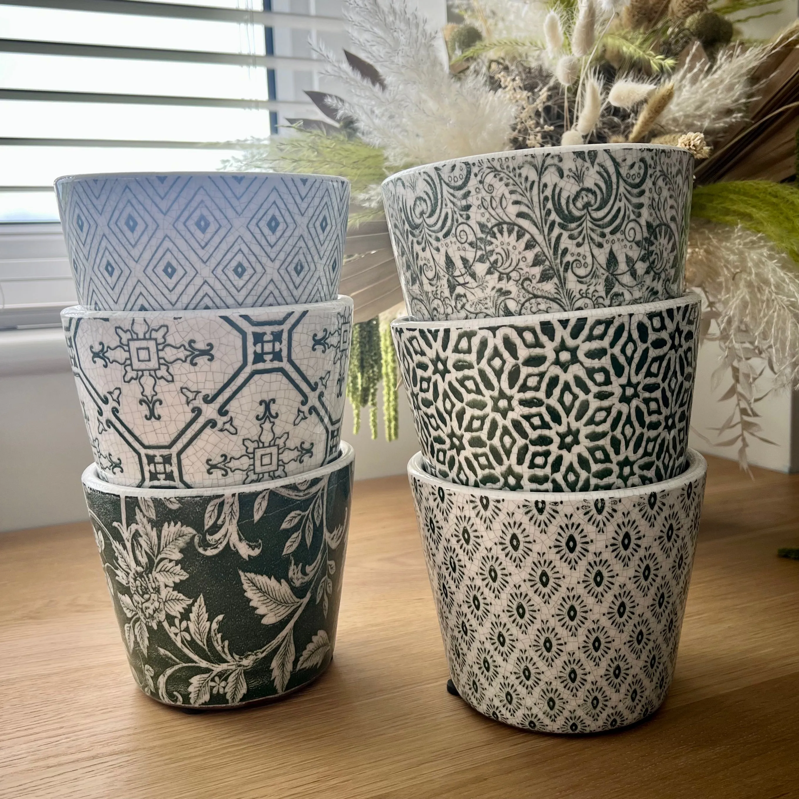 Old Style Dutch Pot - Assorted Green