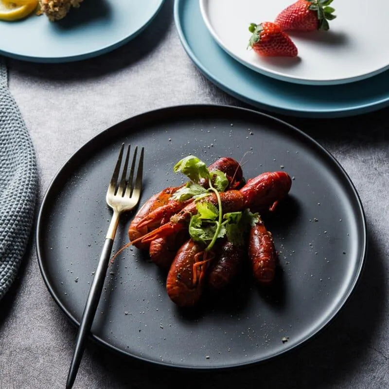 Round Solid Ceramic Plates