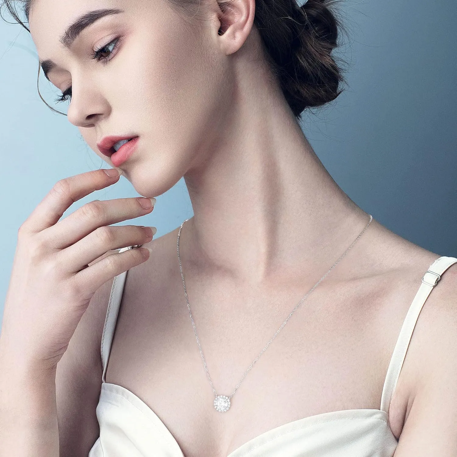 SMILEST 1-1.2ct Moissanite Halo Necklace for Women, D Color VVS1 Clarity, 18K White Yellow Rose Gold Vermeil Pendant for Mom Wife, Birthday Gifts