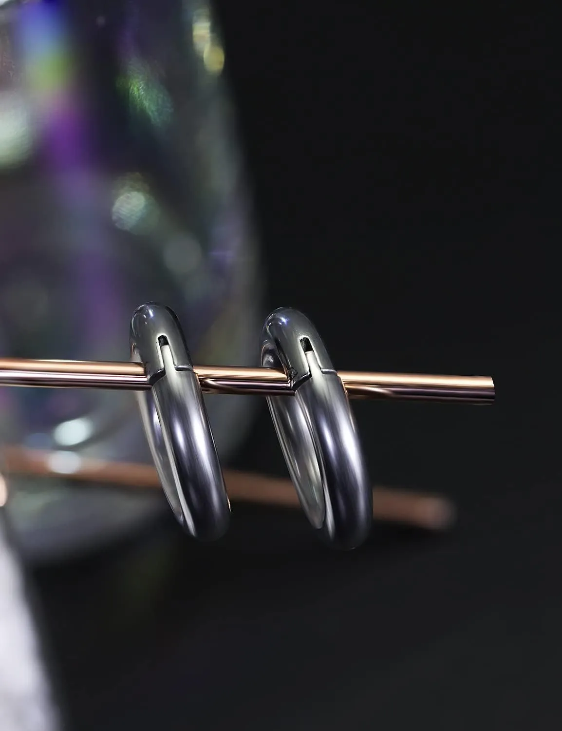 Vsnnsns 2G 4G 6G 8G 12G Septum Rings Surgical Steel Heavy Gauges Earrings for Stretching Hinged Segment Clicker Septum Nose Rings Weights Earrings Hoops Diameter 14mm 16mm 19mm Silver