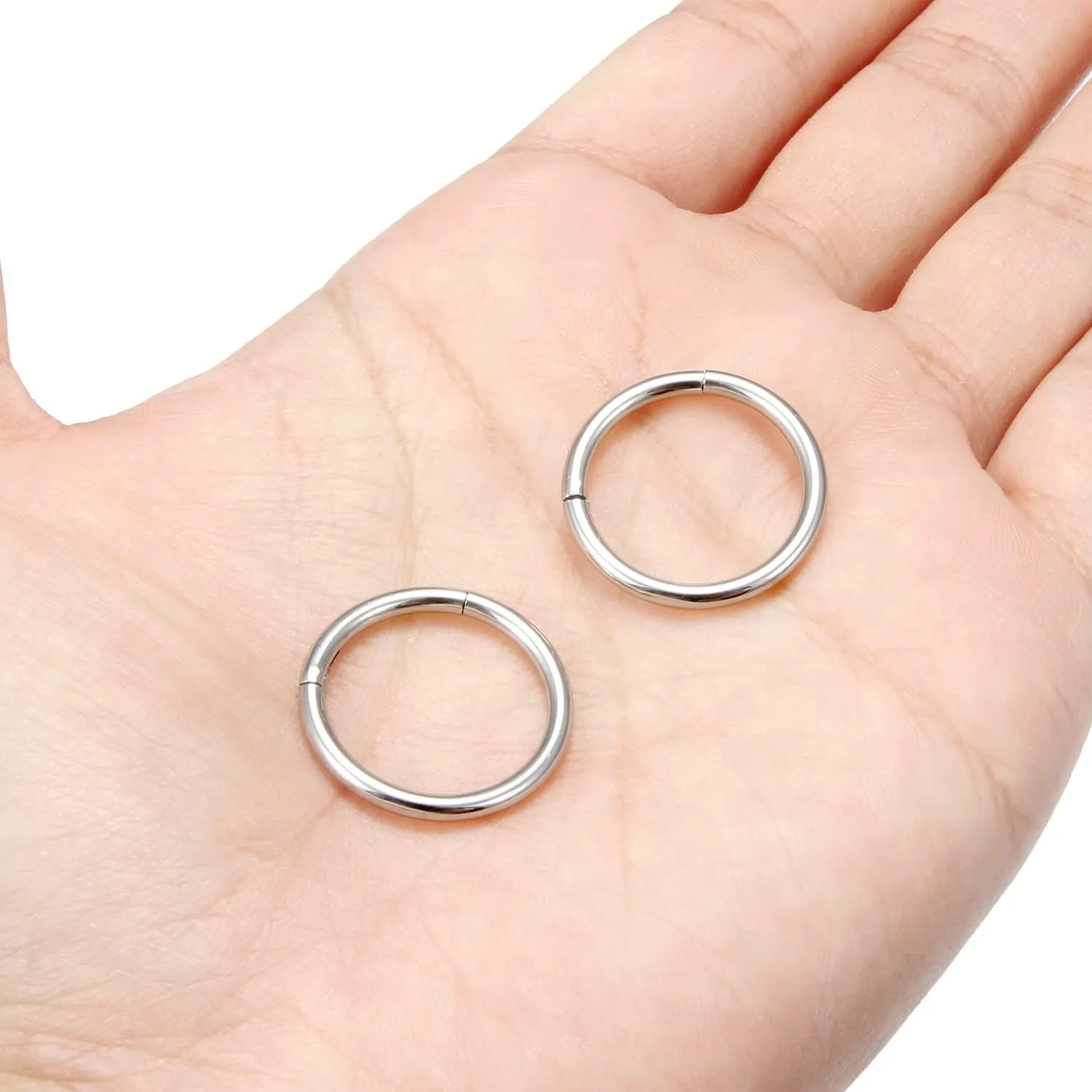 Vsnnsns 2G 4G 6G 8G 12G Septum Rings Surgical Steel Heavy Gauges Earrings for Stretching Hinged Segment Clicker Septum Nose Rings Weights Earrings Hoops Diameter 14mm 16mm 19mm Silver